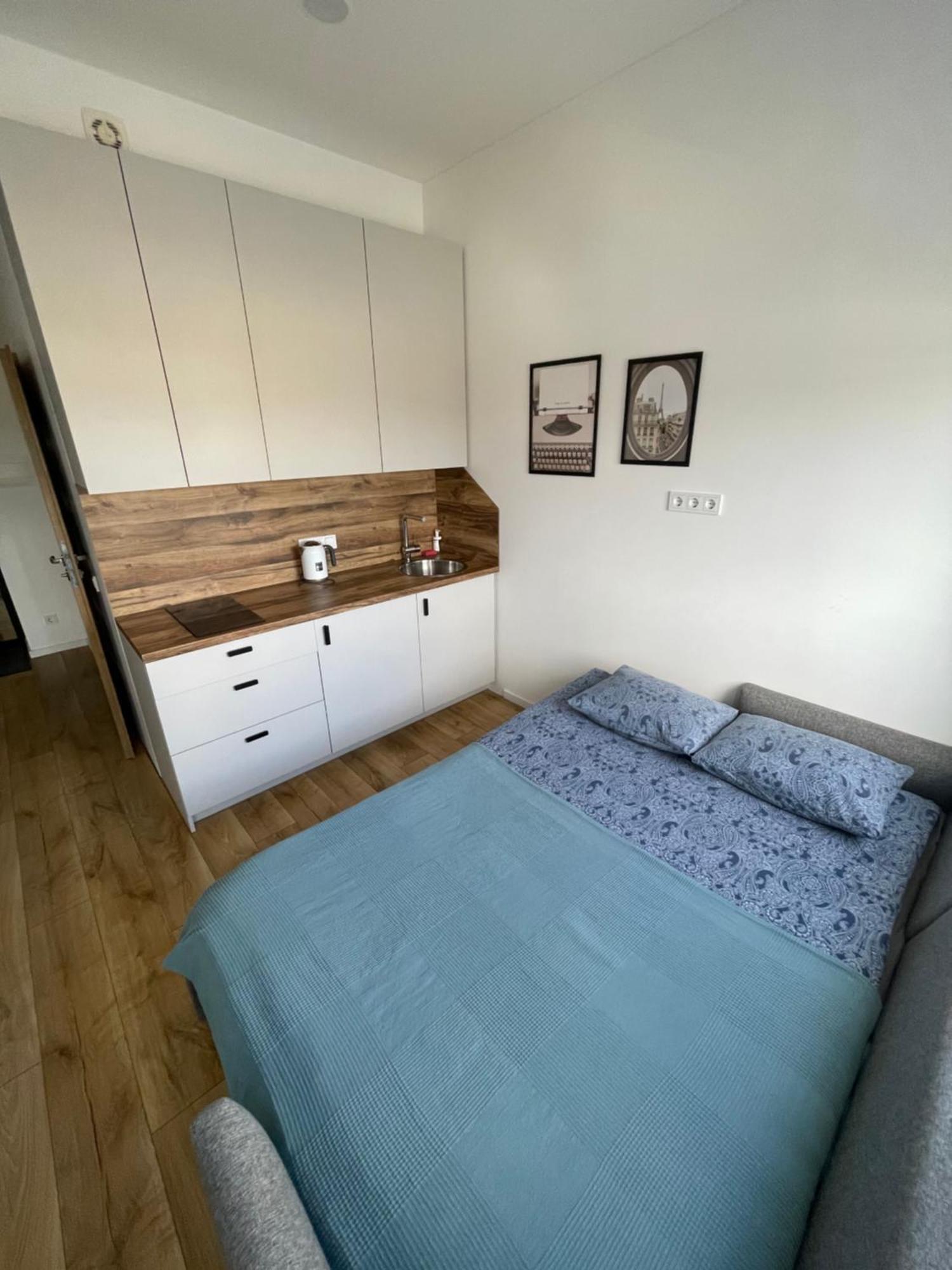 Airport Apartment 25 Self Check-In Fee Parking Вильнюс Экстерьер фото